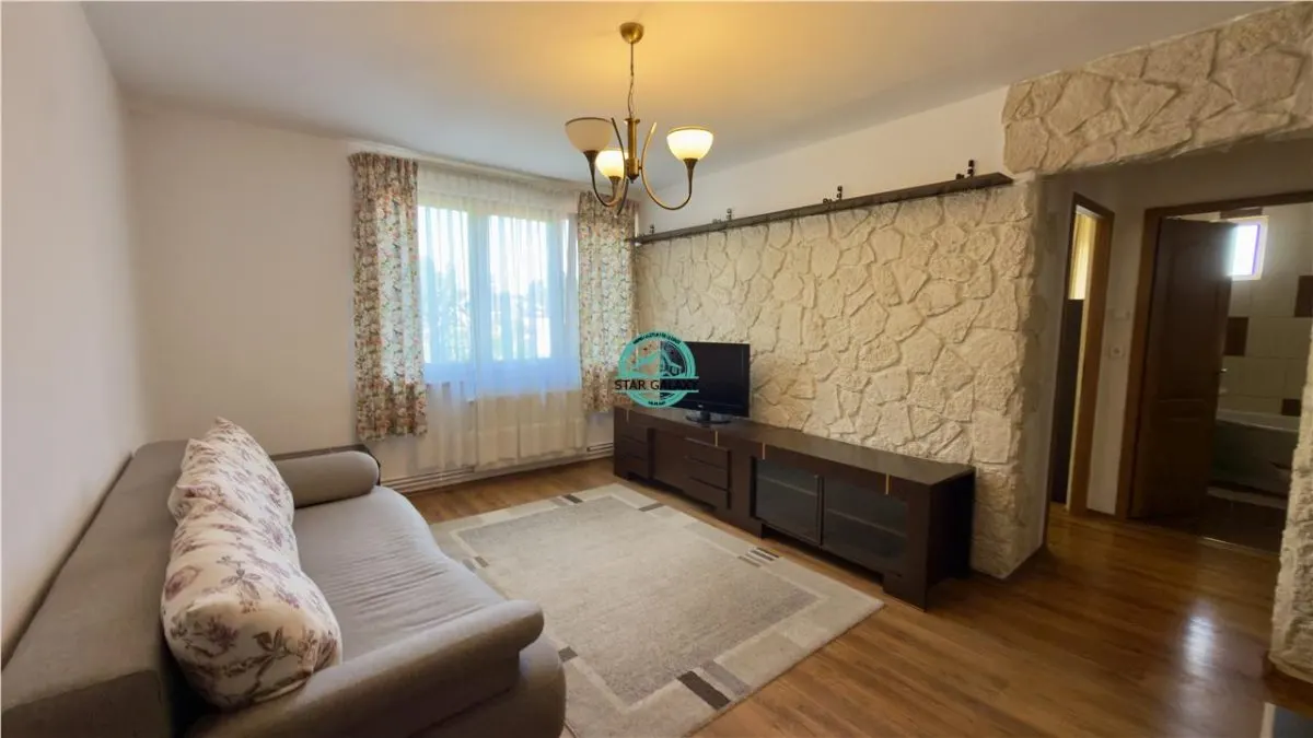 Inchiriez apartament cu 3 camere modern Utilat la 7 minute de centru - foto 3