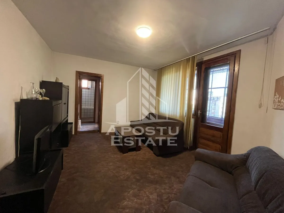 Apartament cu 2 camere, semidecomandat, Spitalul Judetean - foto 1
