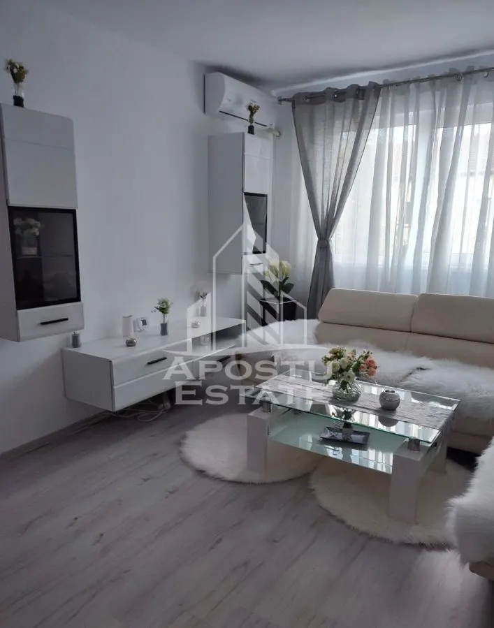 Apartament cu 3 camere, semidecomandat, renovat,  Spitalul Judetean - foto 4