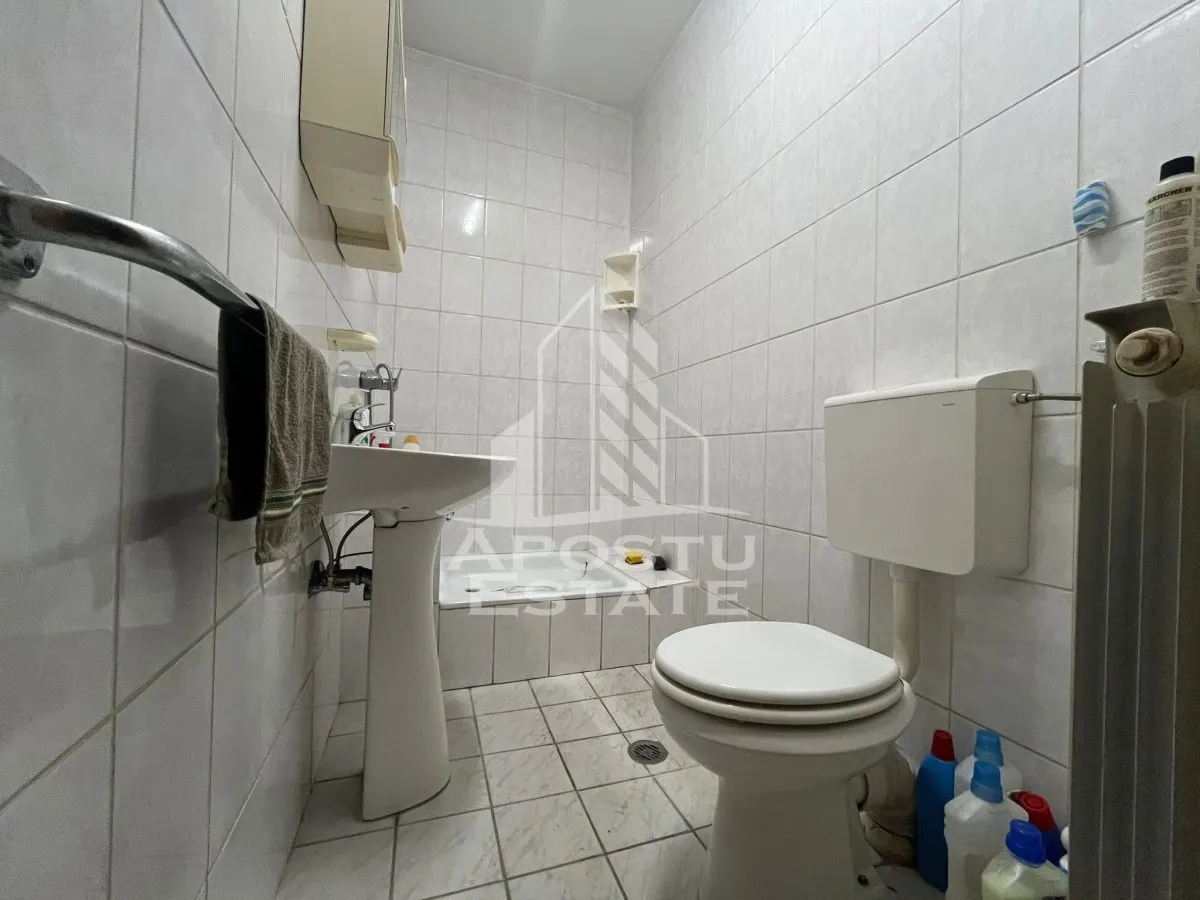 Casa individuala cu 4 camere, teren 404 mp,acces auto,garaj, Girocului - foto 8