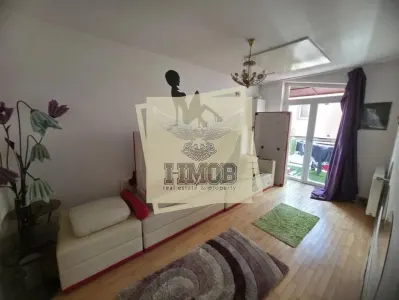 Apartament decomandat la vila 4 camere etaj 1 Selimbar - foto 4