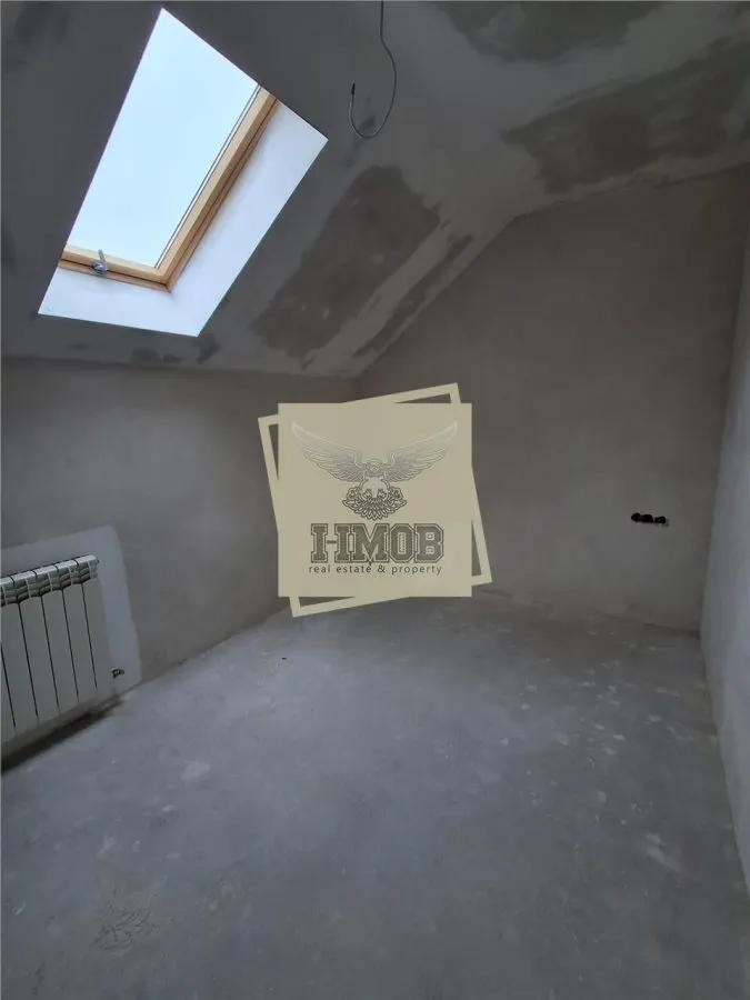 Casa rezidentiala 5 camere 2 bai  parcare  Sura Mica - foto 16
