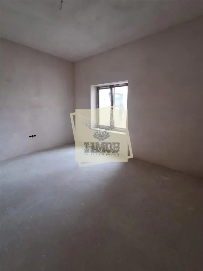 Casa rezidentiala 5 camere 2 bai  parcare  Sura Mica - foto 6