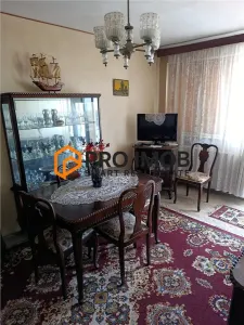 Apartament 3 camere cf 1 decomandat zona Micro 5 - foto 2