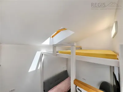 Studio tip loft cu terasa in Centrul Istoric langa primarie - foto 2