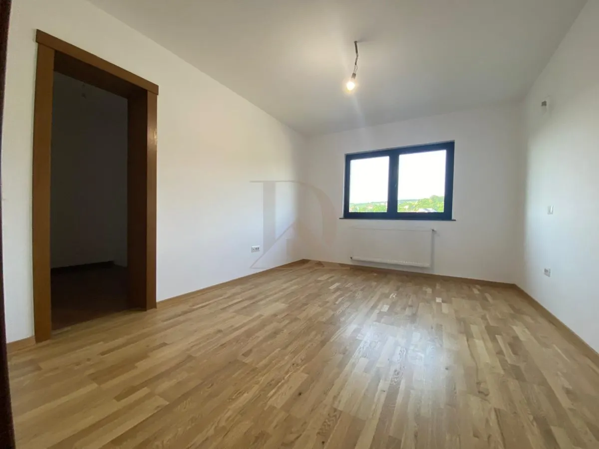 Bucium - Arcadia , apartament deosebit , 153 mp , parcare + boxa - foto 5