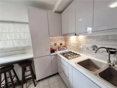 Casa in Bucium la pret de apartament - foto 11