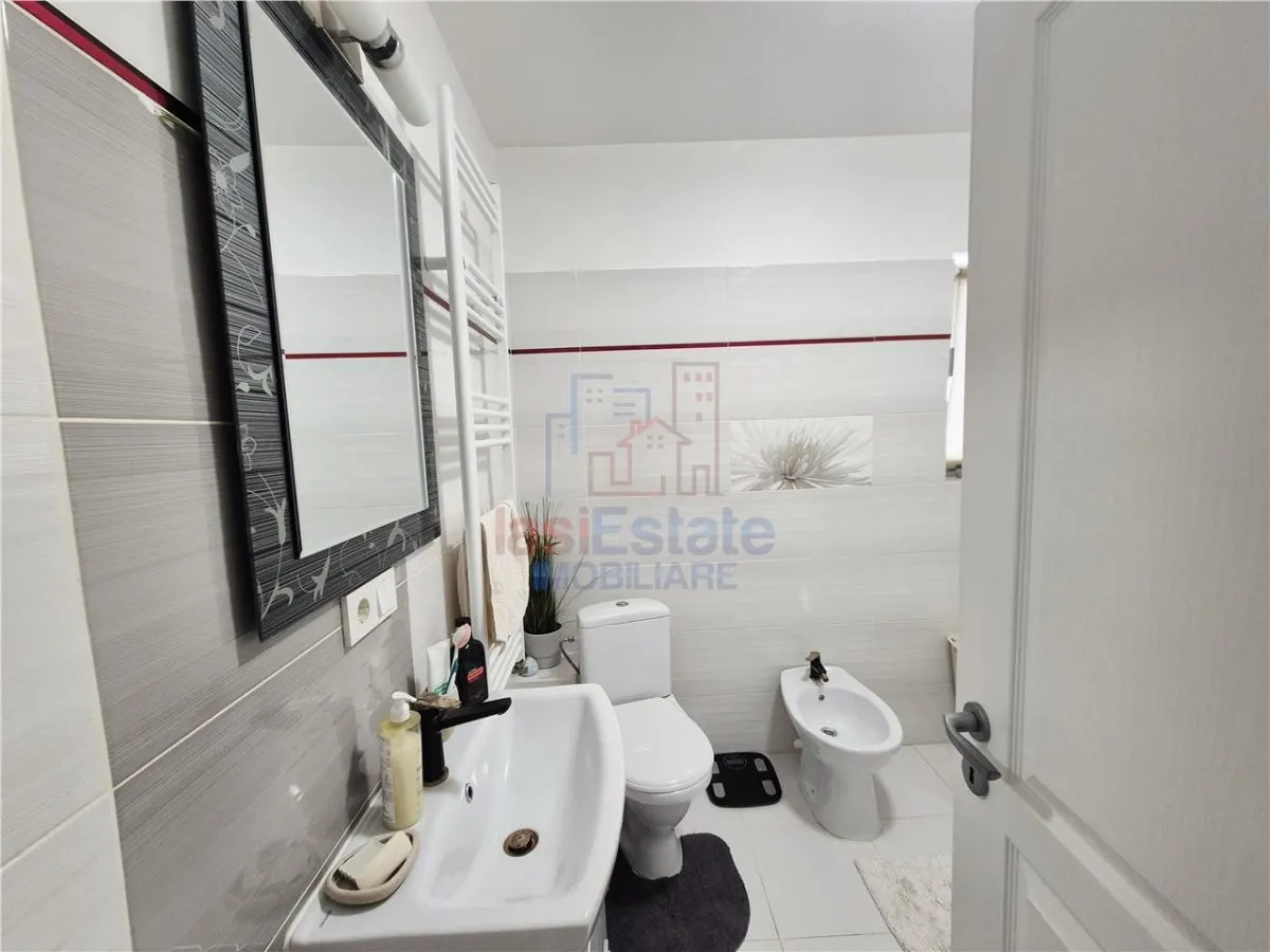Casa in Bucium la pret de apartament - foto 14