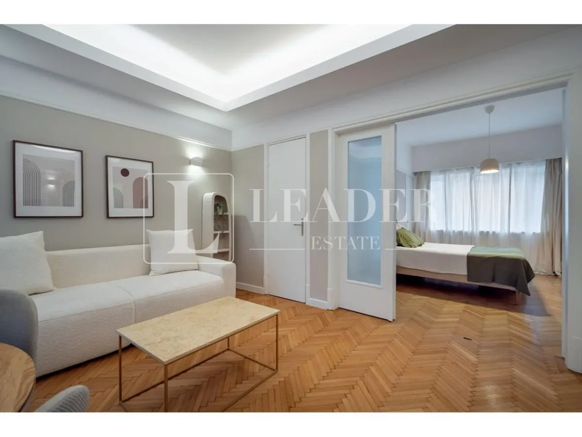Apartament renovat Ultracentral | Armeneasca | Str. Paleologu || 2 camere + camera birou - foto 2