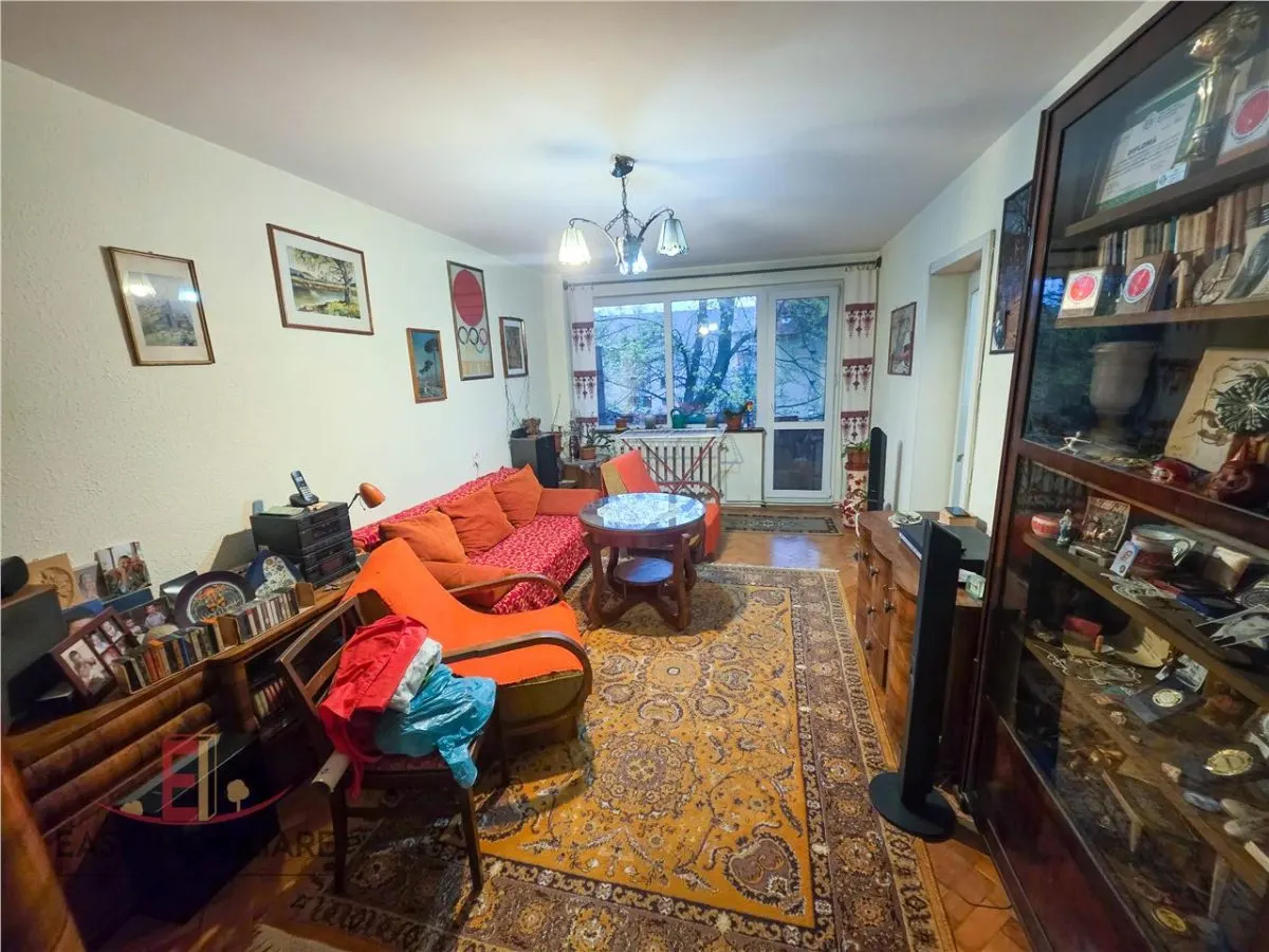 Apartament 3 camere, UMF, Cornisa, etaj 2, Targu Mures - foto 2