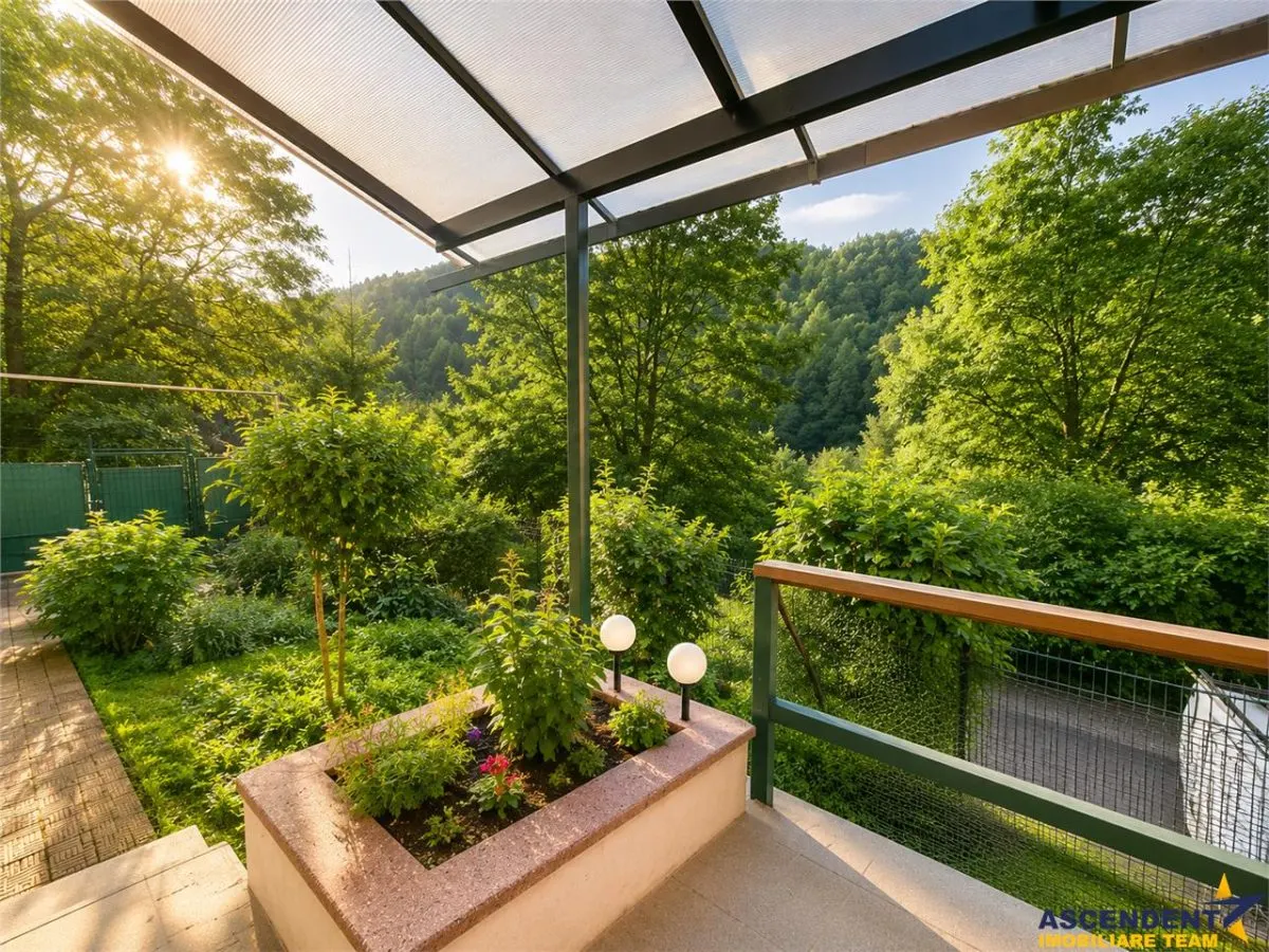 Vila traditionala, cu domeniu de 5.025 mp, pe aripa Cetatii Medievale Brasov - foto 11