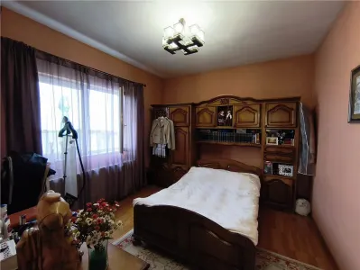 Casa Zona Centrala/4 camere/singur in curte - foto 6