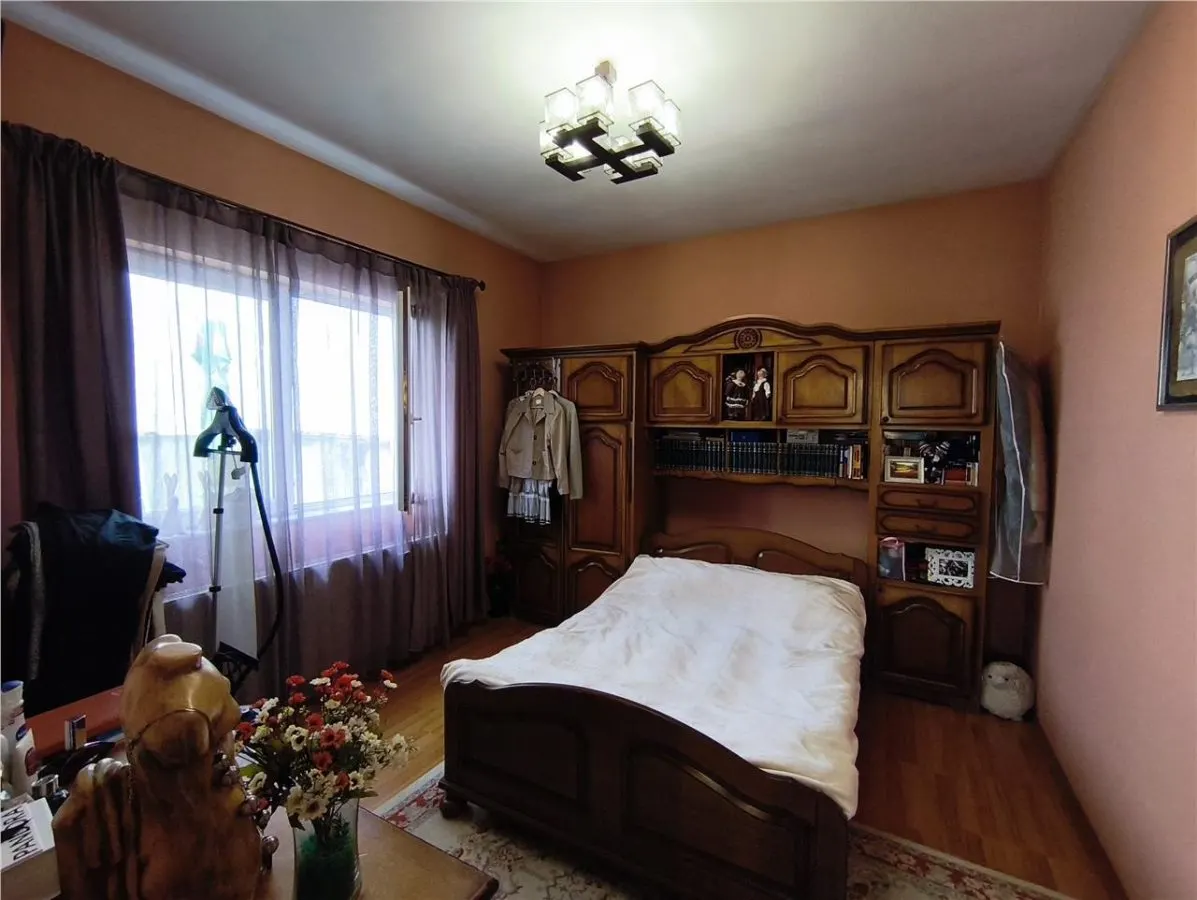 Casa Zona Centrala/4 camere/singur in curte - foto 6