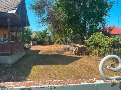 Casa de vanzare in Sacalaseni cu teren la doar 35.000 Euro - foto 5