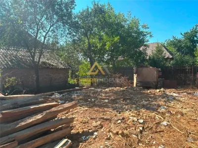 Casa de vanzare in Sacalaseni cu teren la doar 35.000 Euro - foto 8