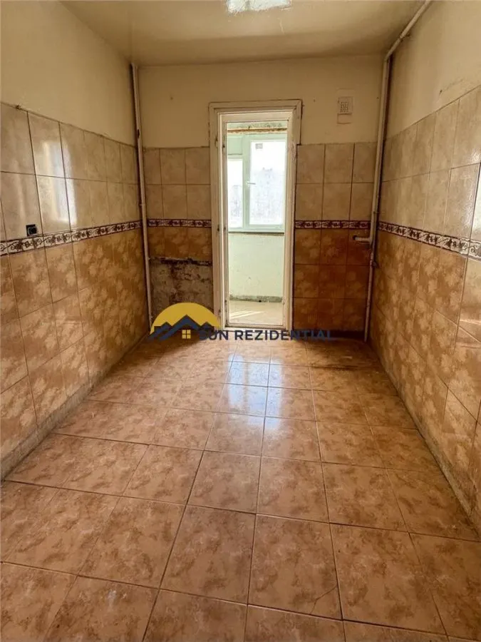 Basarabiei-2 minute de metrou, apartament 3 camere, bloc reabilitat, zona verde - foto 7