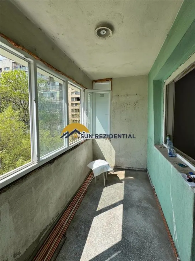 Basarabiei-2 minute de metrou, apartament 3 camere, bloc reabilitat, zona verde - foto 10