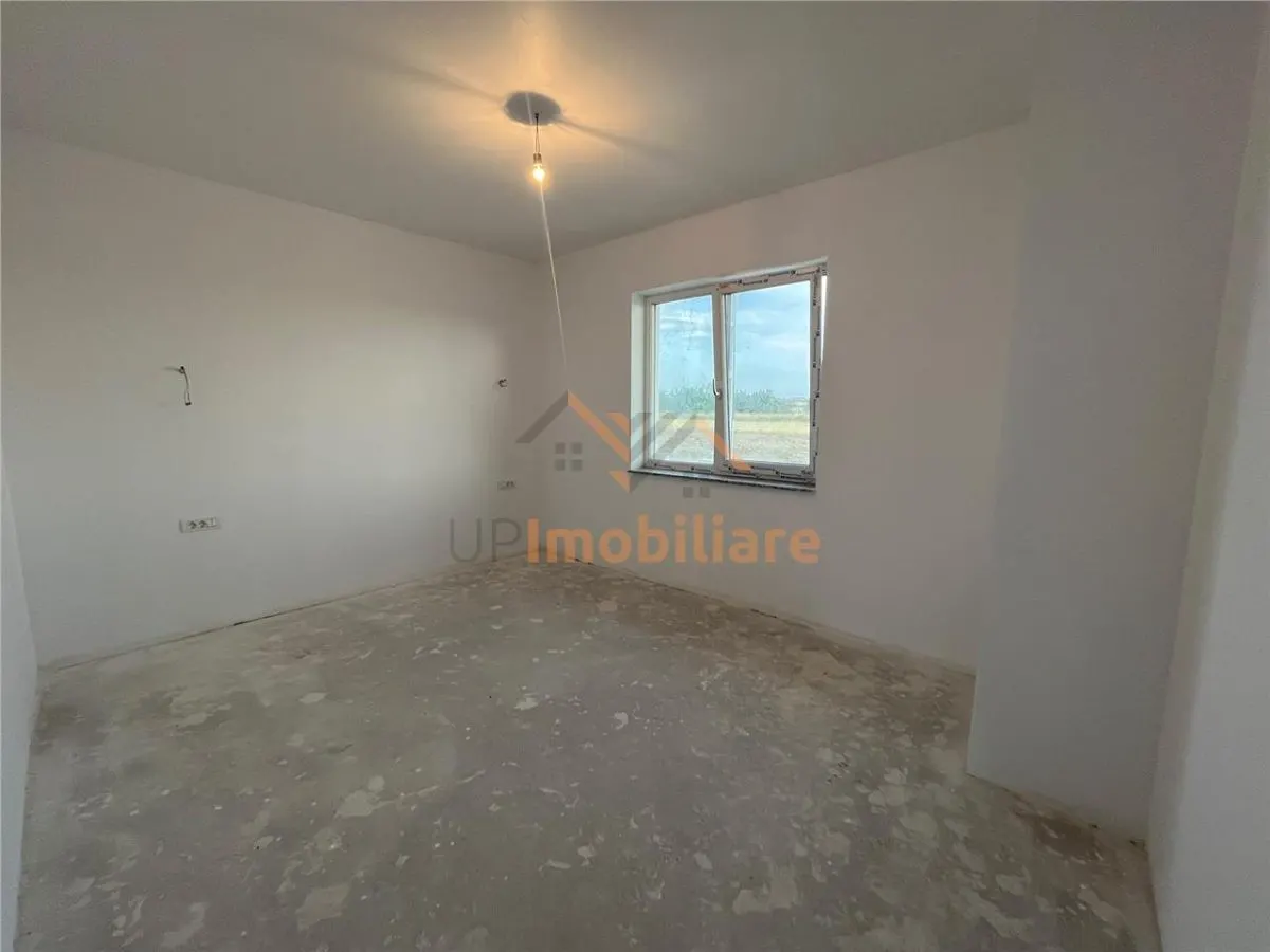 CASA IN GRI | CIHEI | 110 MP | 471 MP TEREN | BIHOR - foto 7