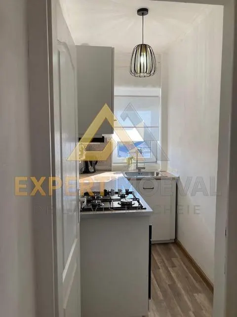 Apartament 2 camere complet mobilat de vanzare Str. Victoriei - foto 11