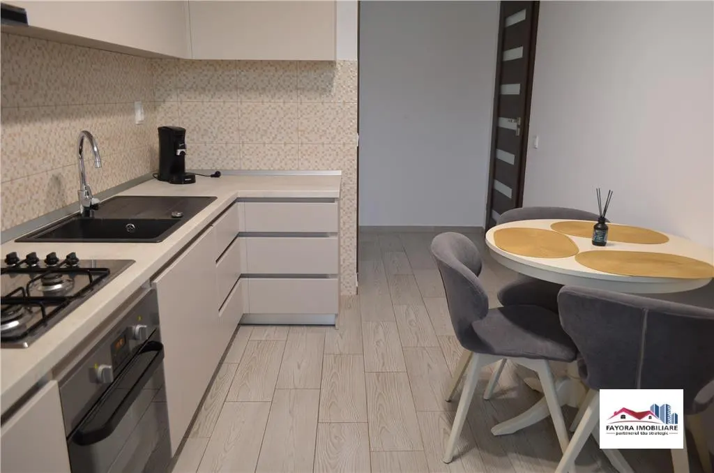 Apartament Nou Modern 2 Camere de Vanzare Zona Tudor - foto 7