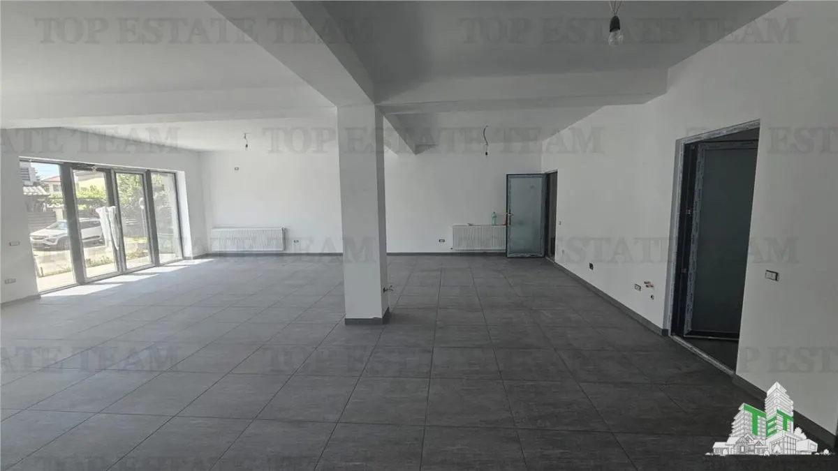 Cladire 240mp cu 2 spatii comerciale la inchiriat in centru Domnesti - foto 9
