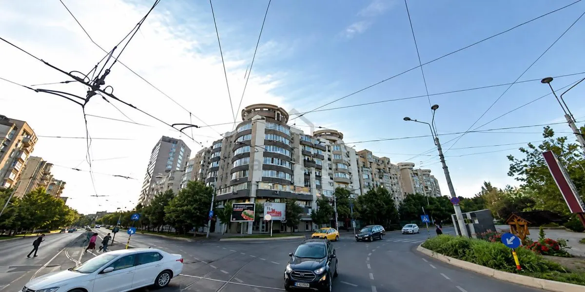 Apartament 4 camere | Ultracentral Unirii | Sector 3 | Bloc monolit - foto 1