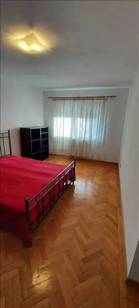 Inchiriere apartament 3 camere decomandat Racadau, Brasov - foto 3
