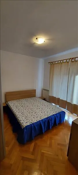 Inchiriere apartament 3 camere decomandat Racadau, Brasov - foto 4