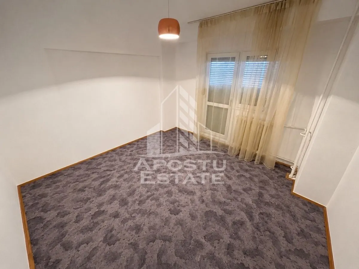 Apartament 2 camere, decomandate, etaj 5/6, garaj subteran, Aradului. - foto 2