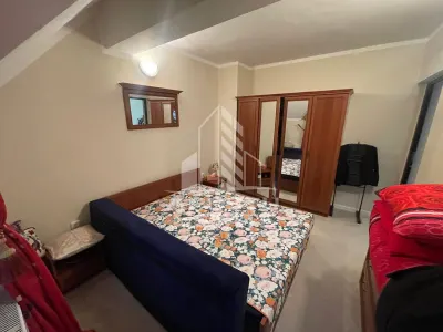 Vila tip duplex, P+1E+M, Poiana Marului - foto 7