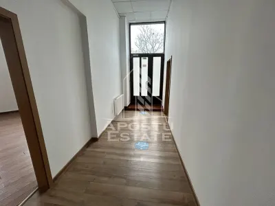 Spatiu comerciall 222 m, de inchiriat, Baile Neptun, Timisoara. - foto 9