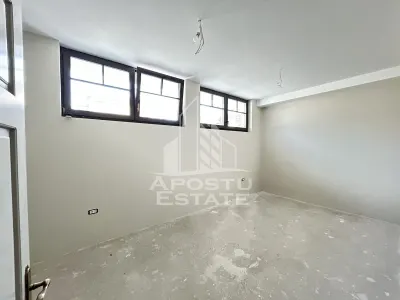 Casa renovata , de vanzare, teren 1179 mp, Ultracental, Timisoara. - foto 5