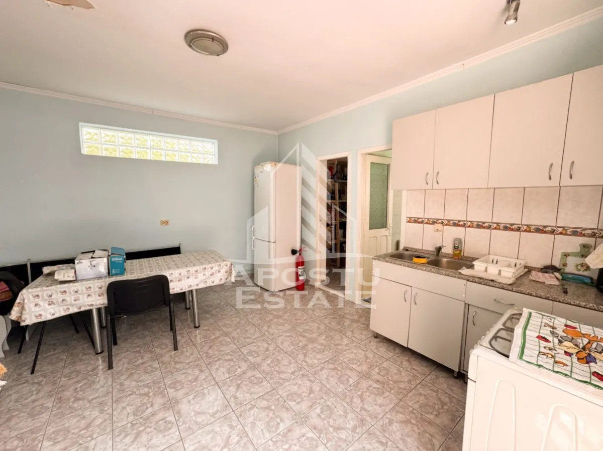Comision 0%! Casa cu 8 camere, teren 648mp, zona Fratelia, Timisoara - foto 9