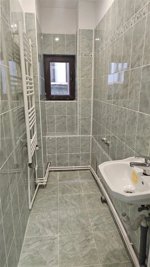 Calea Plevnei,apartament 3 camere, centrala termica - foto 11
