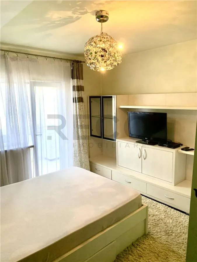 RECO  Apartament cu 3 camere de inchiriatÂ Rogerius Etaj 1,Â 73 mp - foto 7