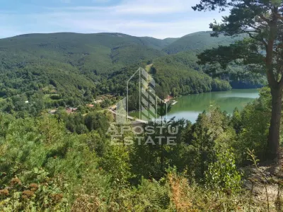 Teren intravilan, 2000mp, cu vedere panoramica spre lacul Valiug - Valiug