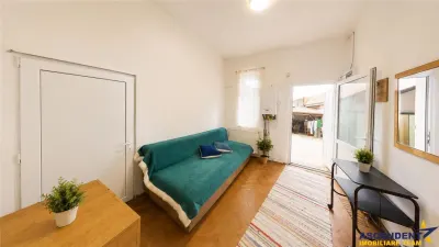 Corp de casa cu 2 imobile, intrari separate, pod si beci generos, Central, Brasov - foto 4
