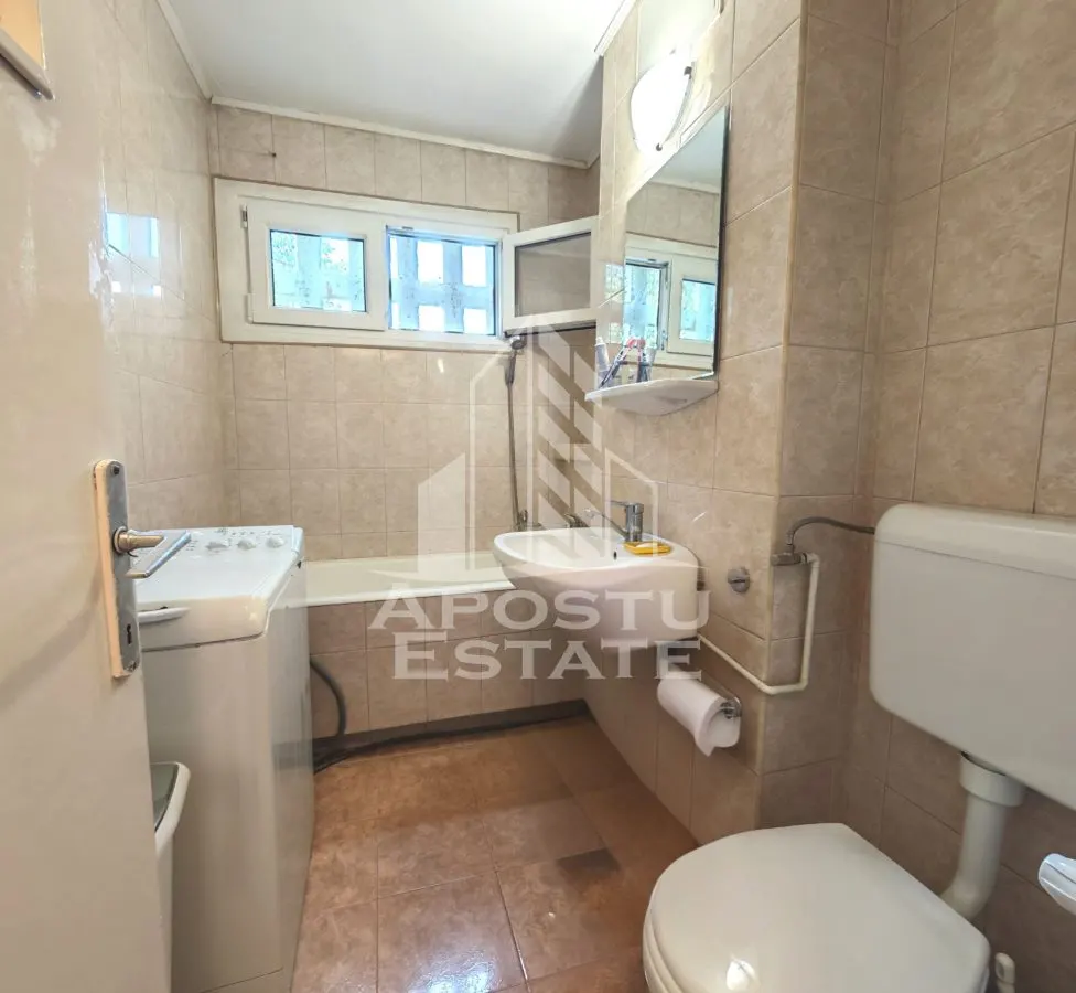 Apartament cu 3 camere de vanzare, zona Circumvalatiunii, Timisoara - foto 8