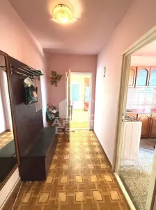 Apartament de vanzare cu 3 camere, 2 bai, 2 balcoane, zona Soarelui - foto 6