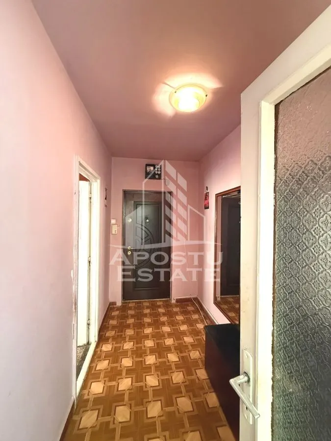 Apartament de vanzare cu 3 camere, 2 bai, 2 balcoane, zona Soarelui - foto 7