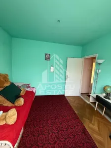 Apartament de vanzare cu 3 camere, 2 bai, 2 balcoane, zona Soarelui - foto 10