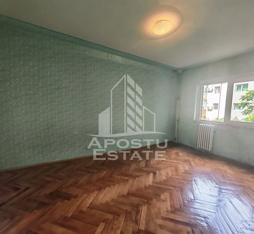 Apartament de vanzare cu 3 camere, 2 bai, 2 balcoane, zona Aradului - foto 4