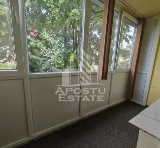 Apartament de vanzare cu 3 camere, 2 bai, 2 balcoane, zona Aradului - foto 6