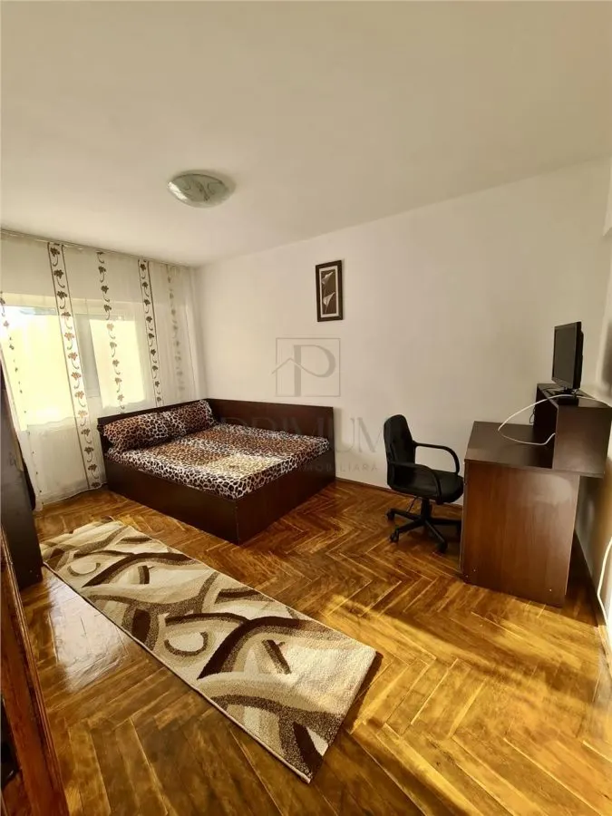 Apartament 3 camere Complexul Studentesc 95 mp Spatios - foto 3