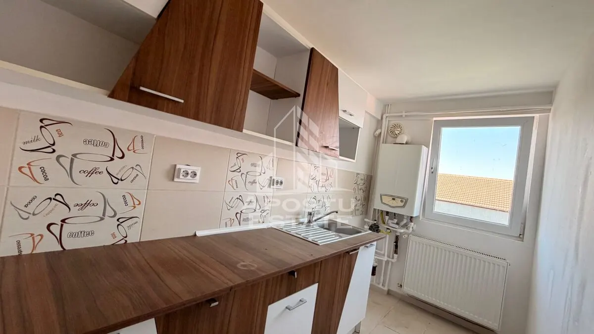 Apartament cu o camera, scara interioara cu acces in pod, zona Sagului - foto 5