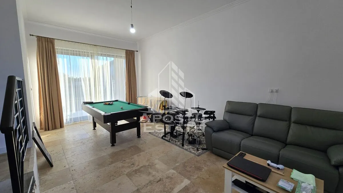 Casa individuala de vanzare cu 5 camere, 3 bai si garaj, Sag, Timis - foto 13