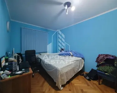 Apartament de vanzare cu 3 camere, 2 bai, zona Bucovina - foto 2