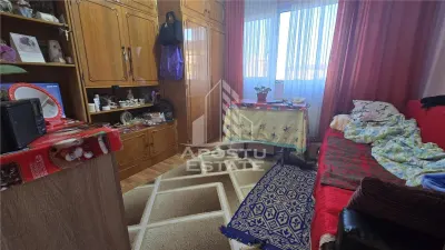 Apartament de vanzare cu 3 camere, centrala proprie, etaj 3, Lipovei - foto 5