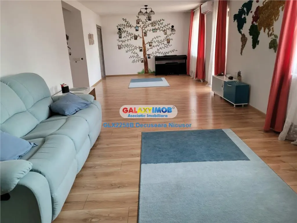 Casa, Str. Rachitei , 4 dormitoare si 1 living, 700 euro - foto 3