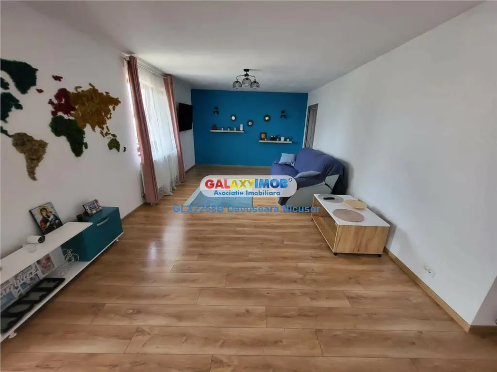 Casa, Str. Rachitei , 4 dormitoare si 1 living, 700 euro - foto 10
